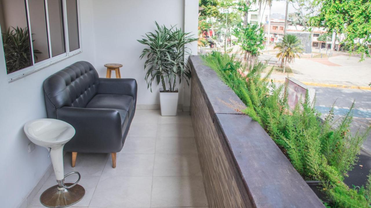 Blh Business Loft Hotel Bucaramanga Buitenkant foto